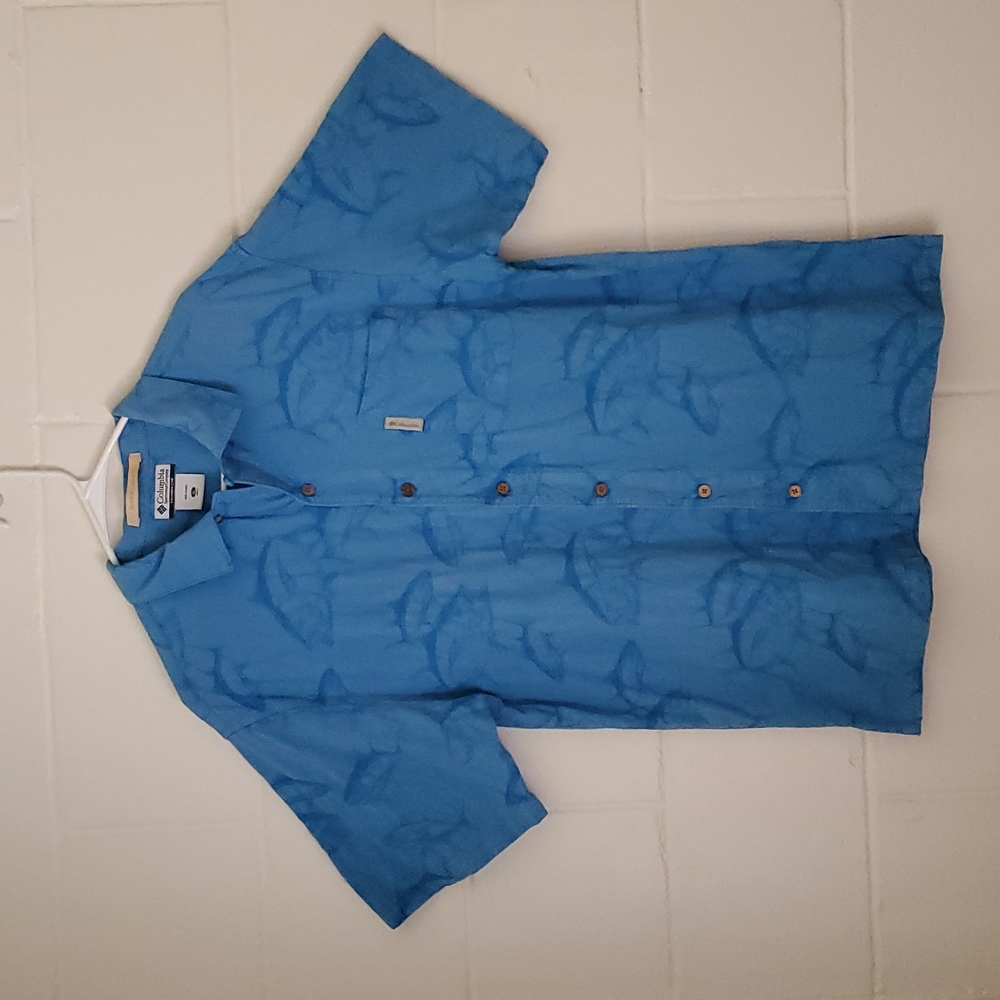 Columbia River Lodge Blue Short Sleeved Button Down Size XL